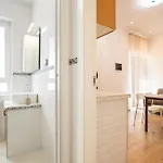 Marconi Design - Vicino La Metro روما