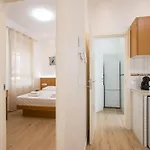 Marconi Design - Vicino La Metro روما