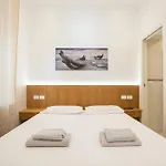 Marconi Design - Vicino La Metro روما